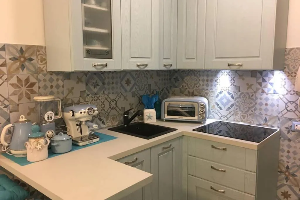 בית נופש הוילה קרלופורטה Casa Wela איטליה